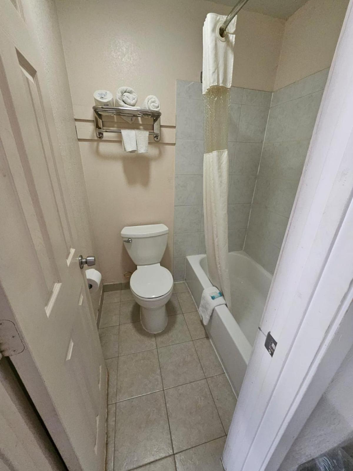 Regency Inn Jewett Dış mekan fotoğraf