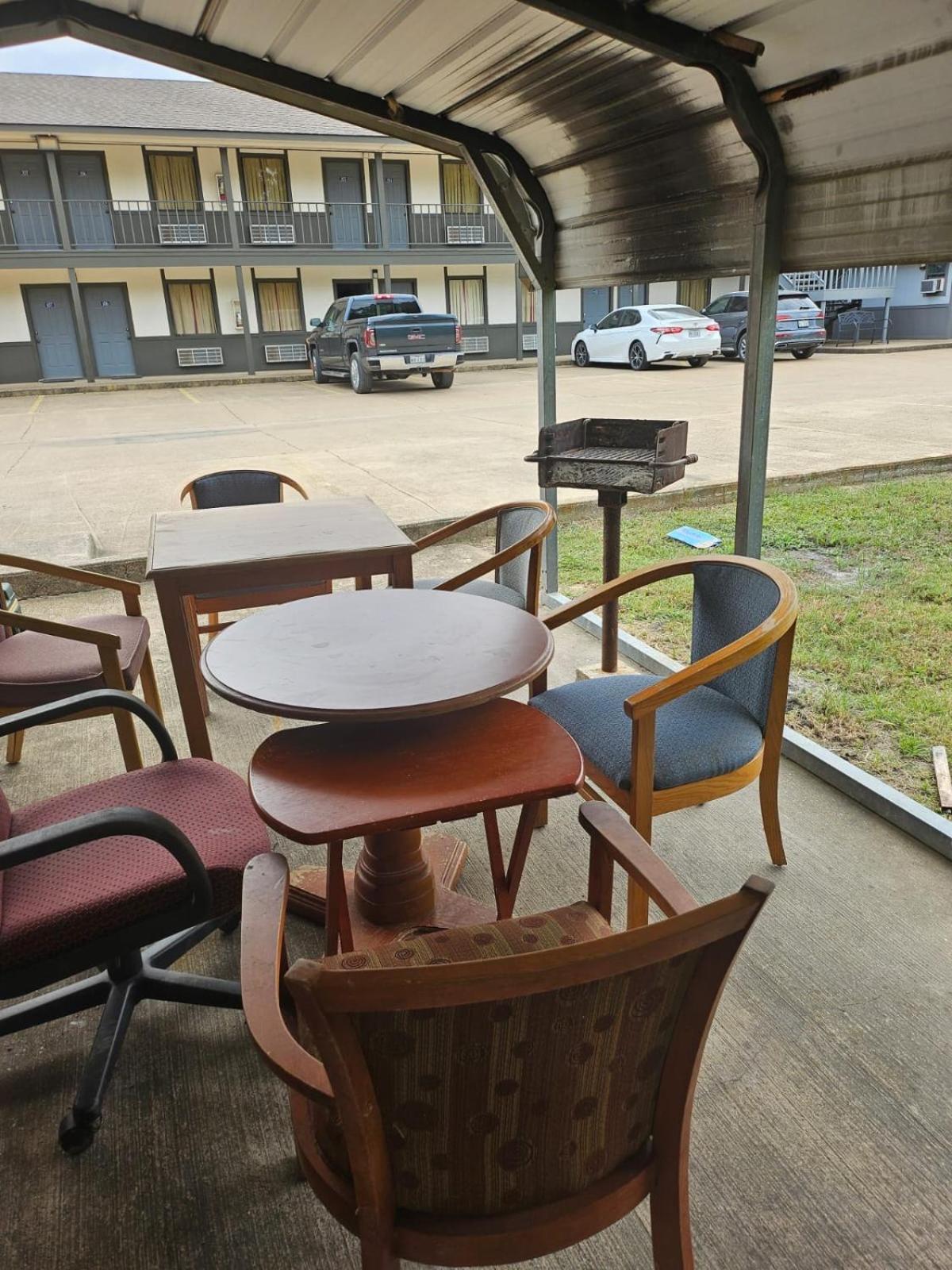 Regency Inn Jewett Dış mekan fotoğraf